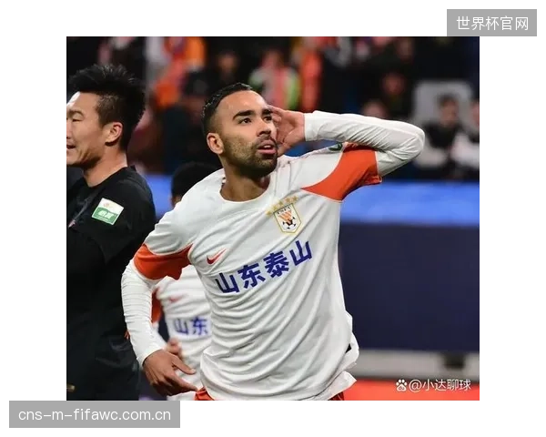 核心球员经历高强度赛季后,德尚在归化选择上可能倾向于体能储备更佳的球员。 核心球员经历高强度赛季后,德尚在归化选择上可能倾向于体能储备更佳的球员。